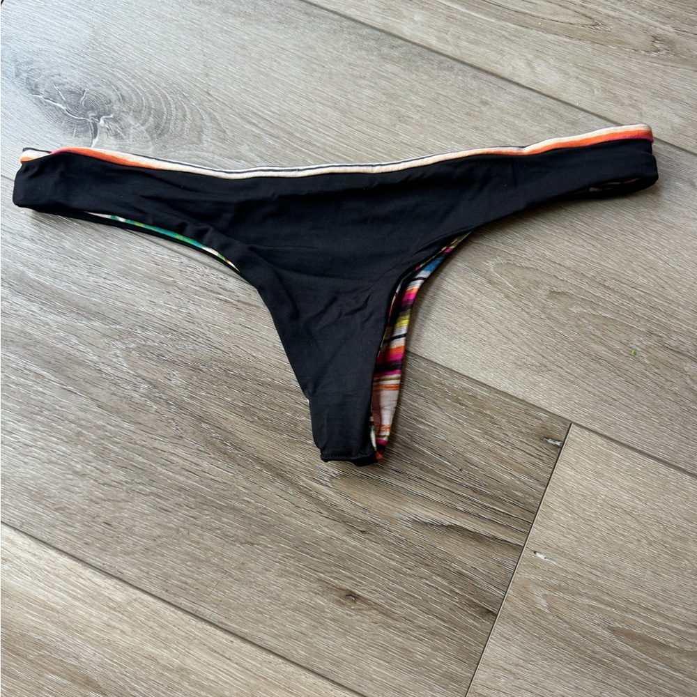 Lspace reversible bottom - Picture 2 of 2